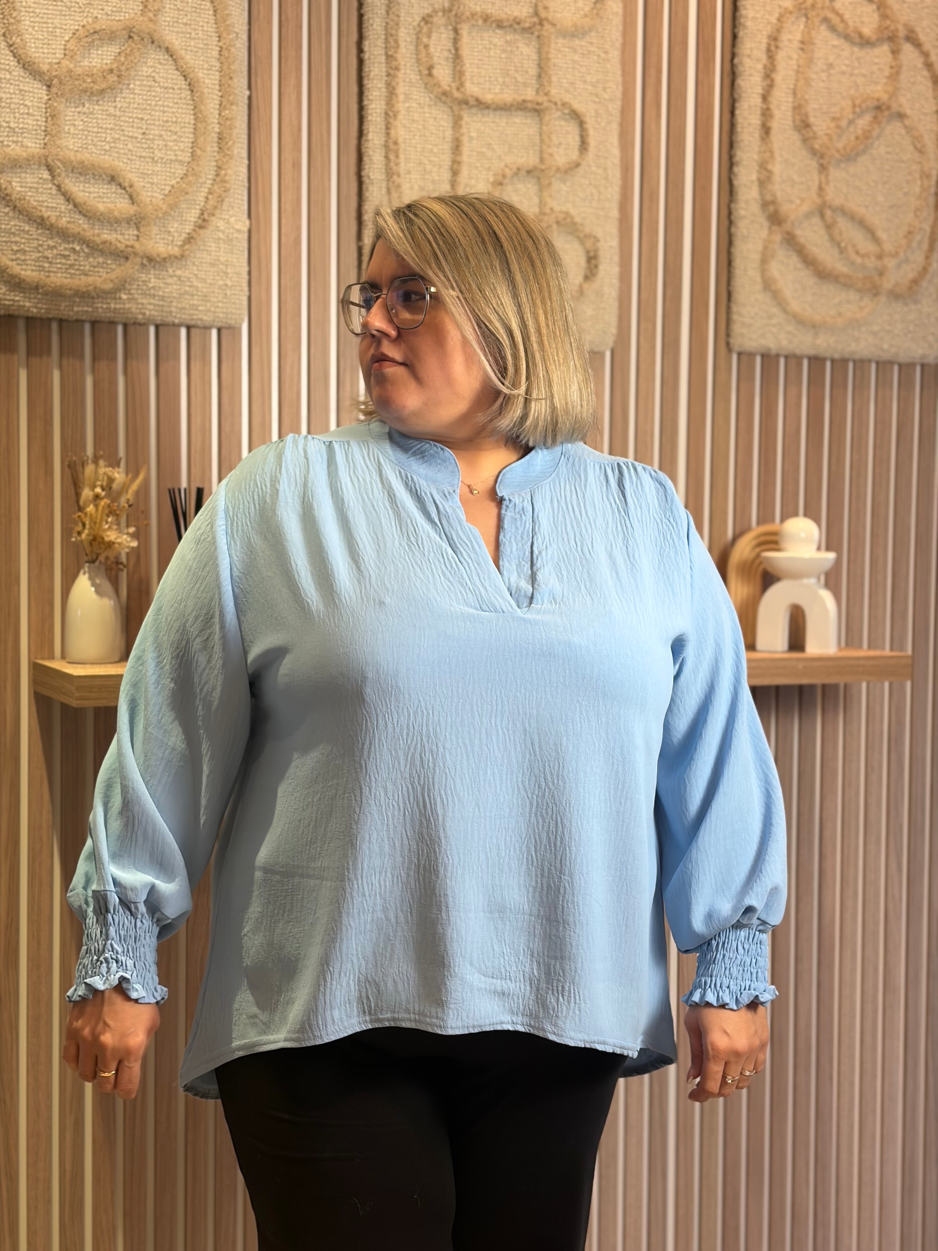 Blouse - Livia - Bleu ciel (grande taille)